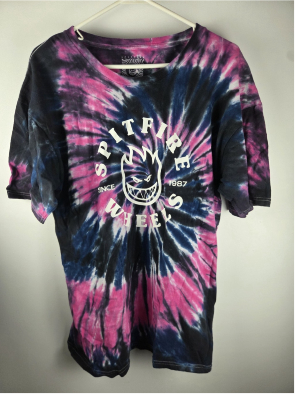 Spitfire Skateboard T-Shirts Purple Hippie Pattern LARGE Pre-Owned
